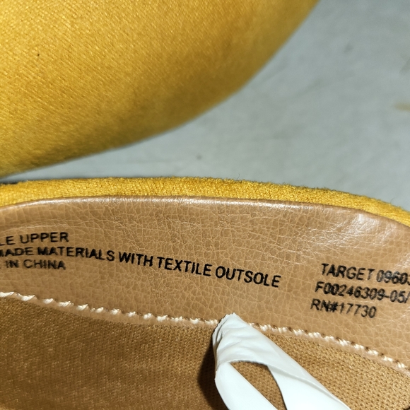 Woman toes-covered slippers - Picture 4 of 6